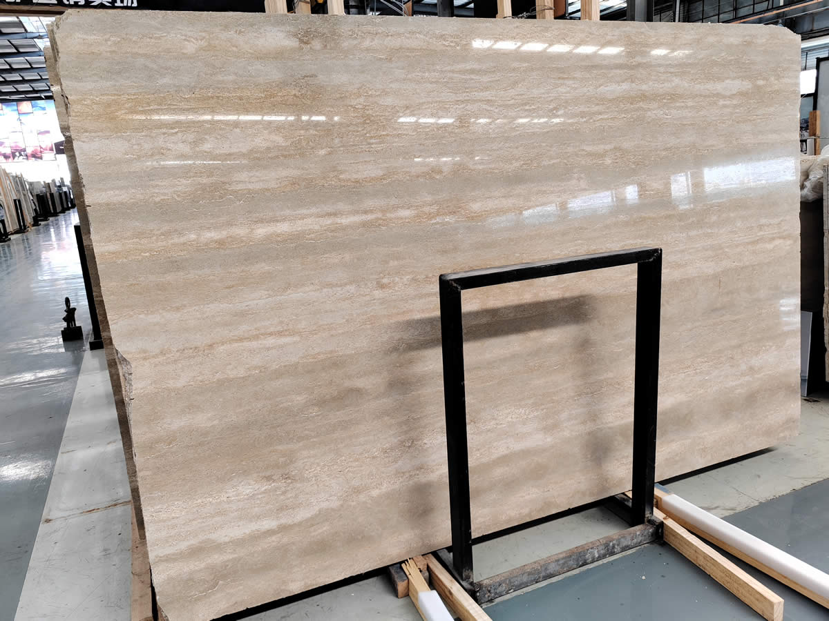 Paki Silver Travertine